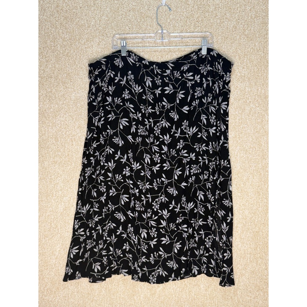 Imperfect vintage botanical floral skirt side slit Maggie Mcnaughton black white